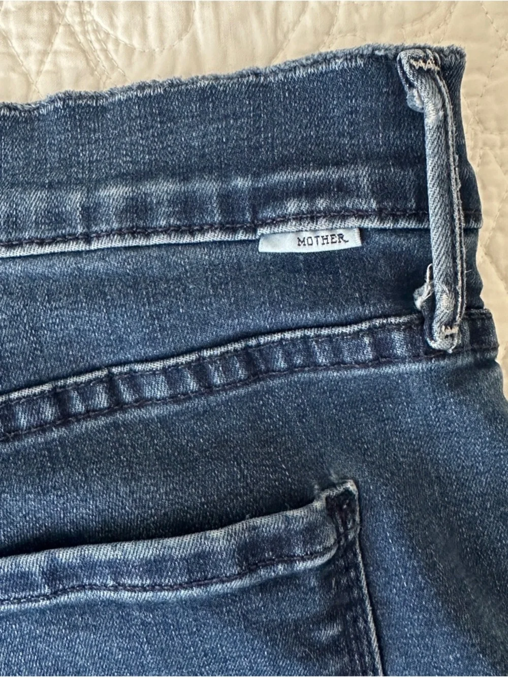 MOTHER Double Fray Charmer Crop Jean in Photo Finish Size 29